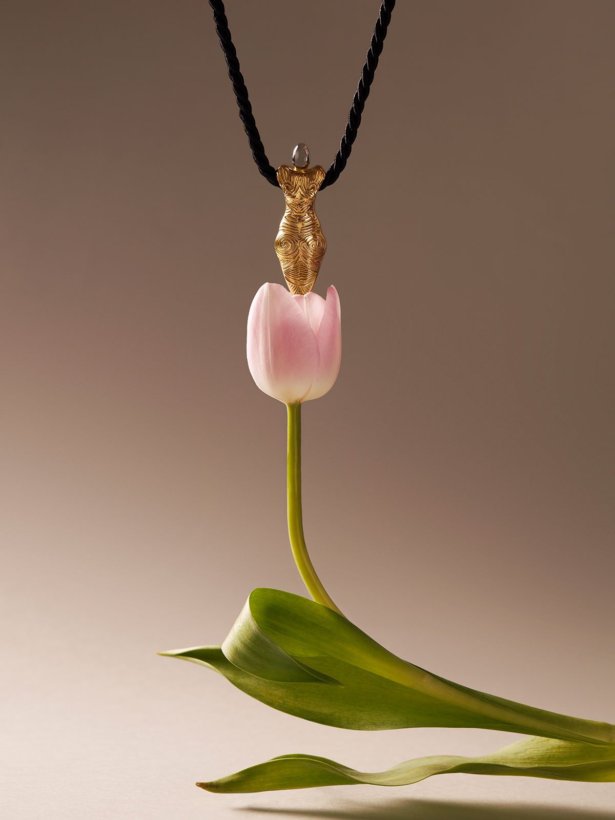 Venere Collar Venere Collar