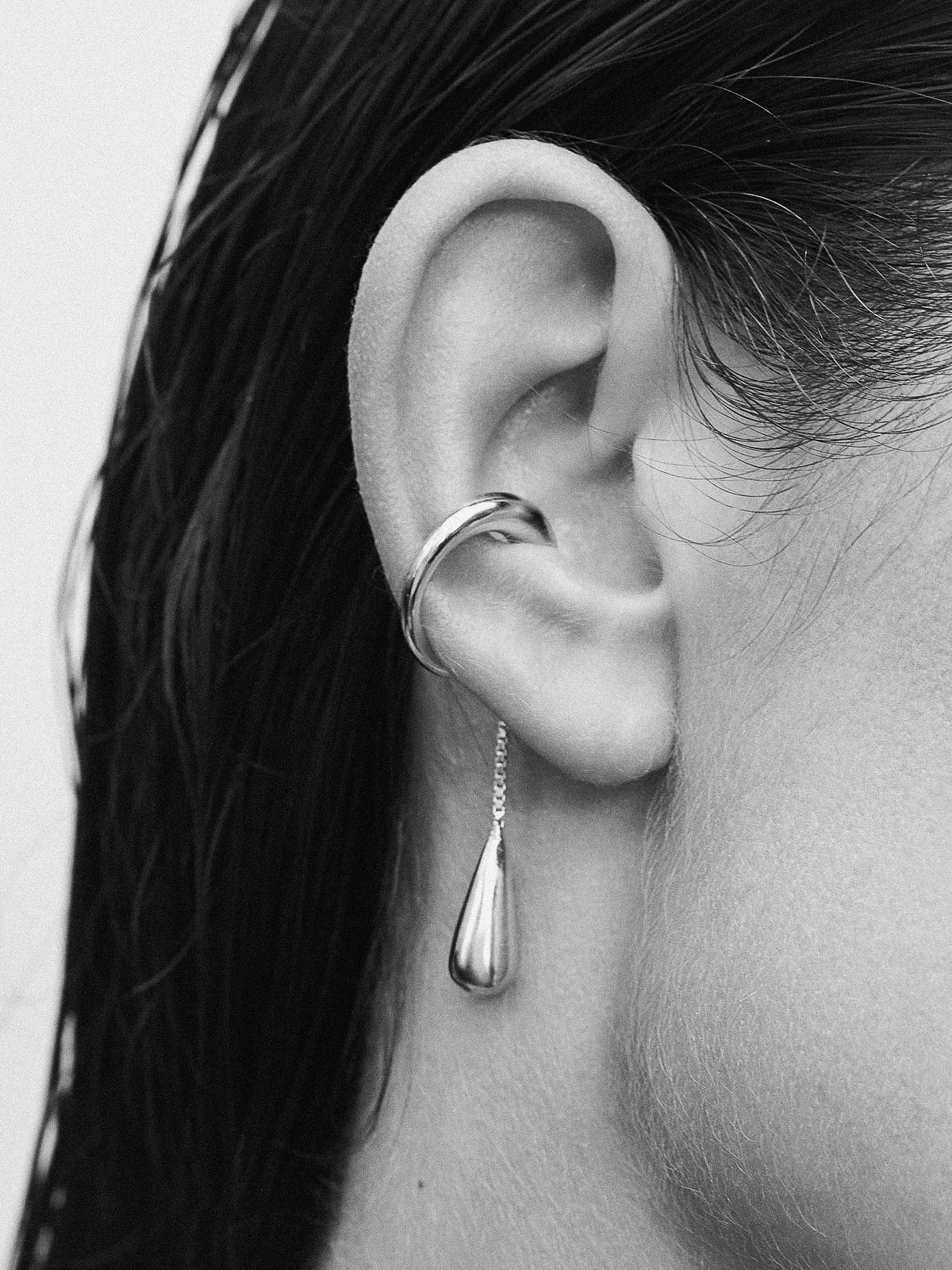 Teardrop Earcuff