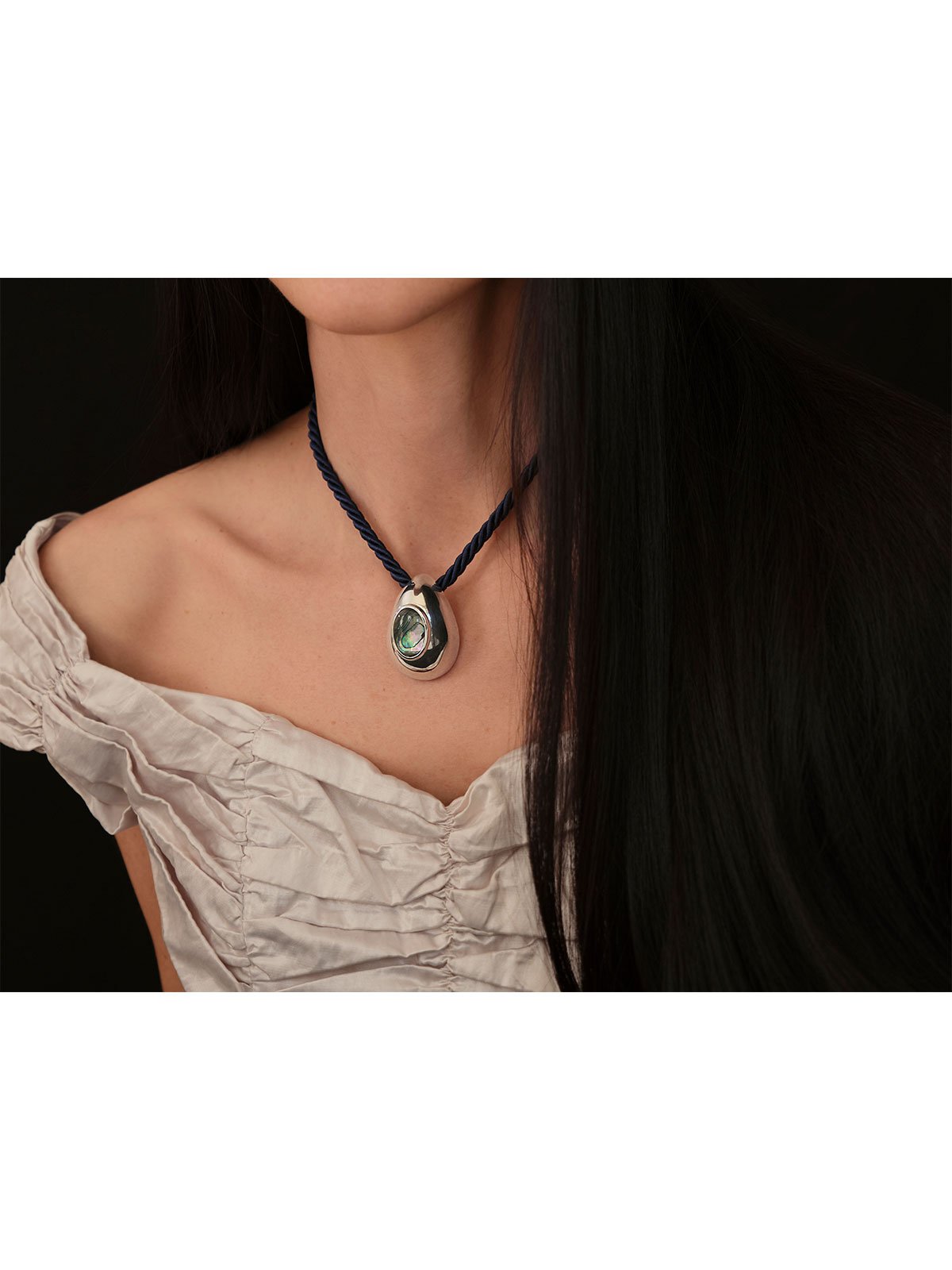 Leonor Necklace Leonor Necklace