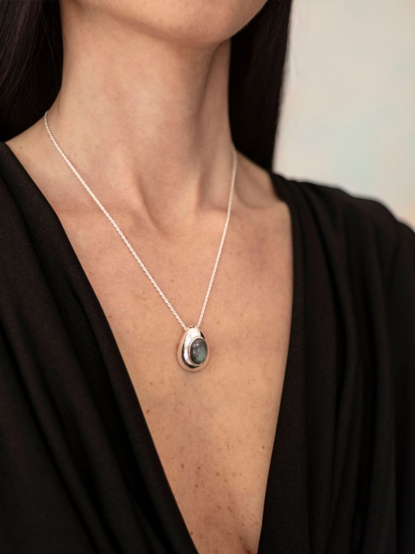 Leonor Pendant Medium